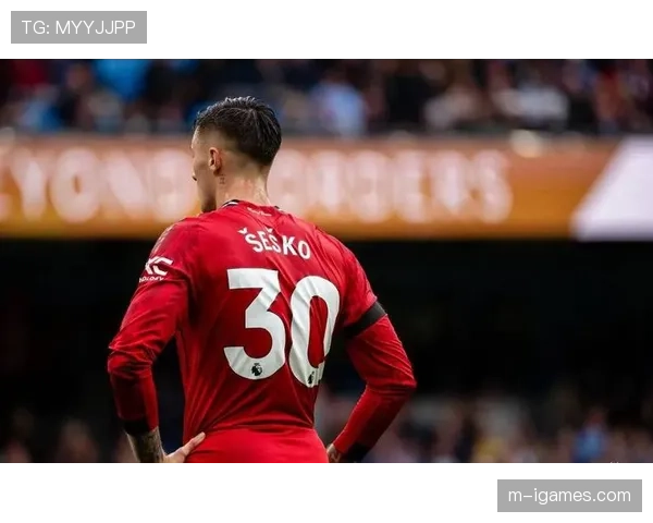 谢什科射门中柱,曼联上半场多次错失得分良机 谢什科射门中柱,曼联上半场多次错失得分良机