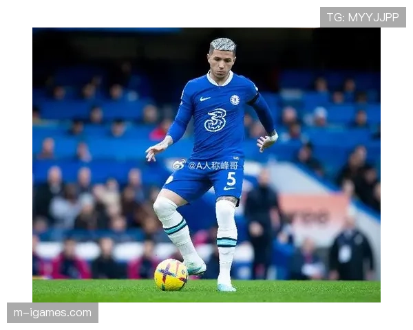 切尔西官方宣布:球队核心恩佐·费尔南德斯膝盖韧带受伤,赛季报销 切尔西官方宣布:球队核心恩佐·费尔南德斯膝盖韧带受伤,赛季报销