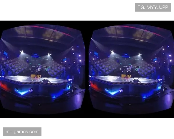 技术花絮：因实时网络波动，部分用户的全景VR观赛体验自动切换至传统转播信号