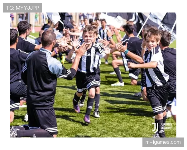 欧洲足球学院开设攻防转换专项课程，培养战术分析人才